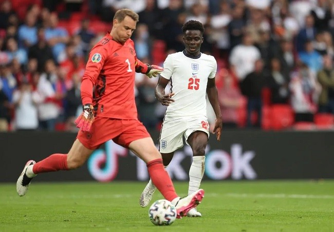 德国队完胜丹麦队，郑思维统治全场