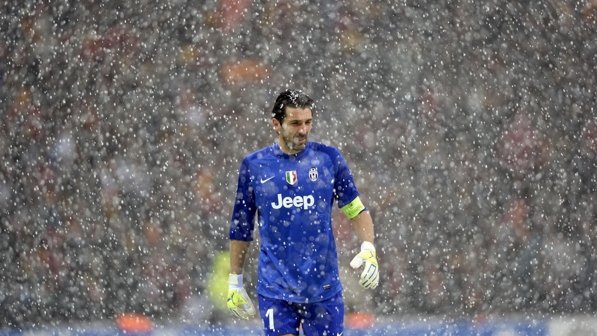 足球世界的双面叙事，佩德里爆发背后的全球足球人才流动潮