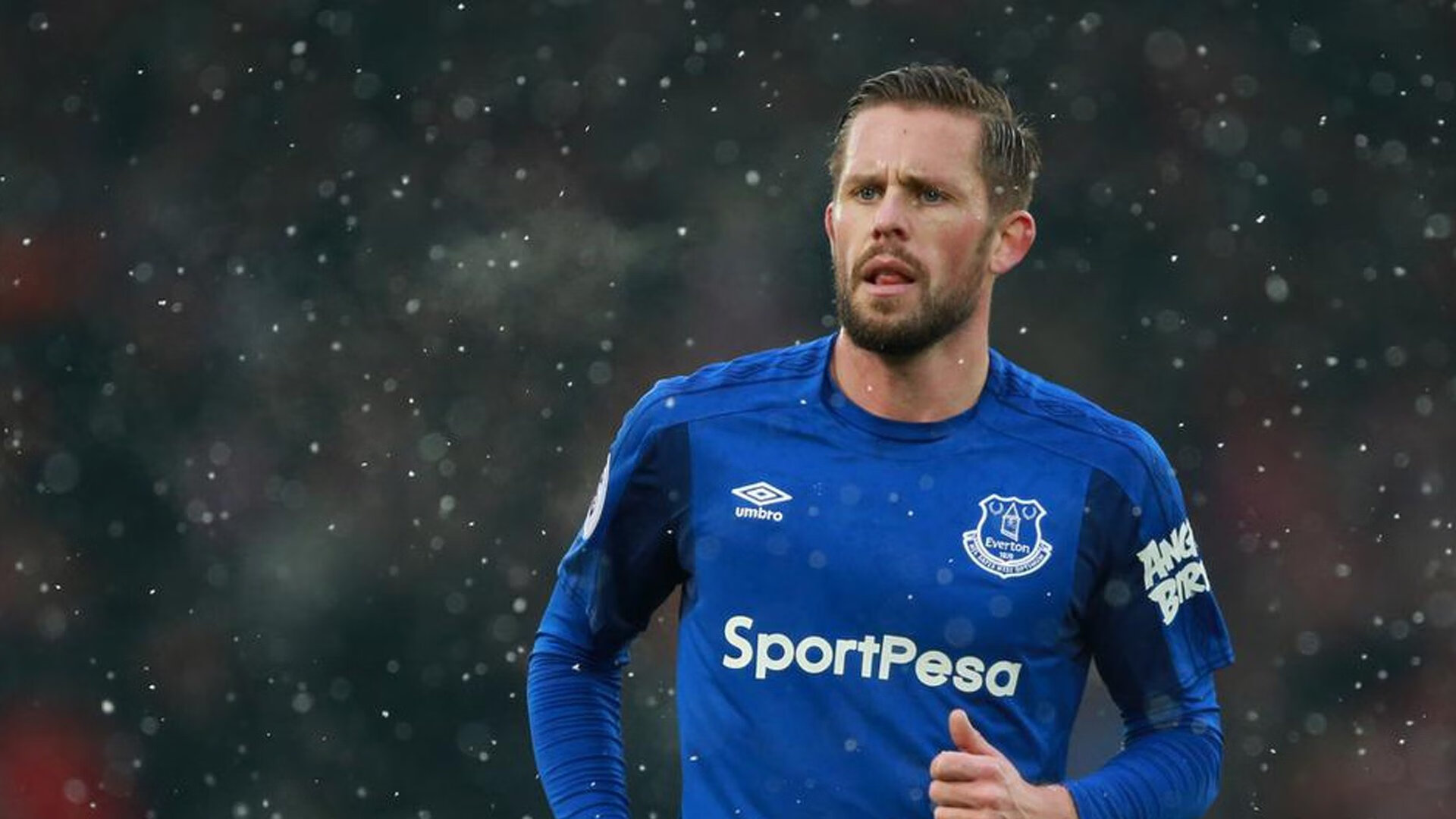 赛道与绿茵的共振,奥亚尔萨瓦尔如何在F1街道赛上演西班牙关键战突围